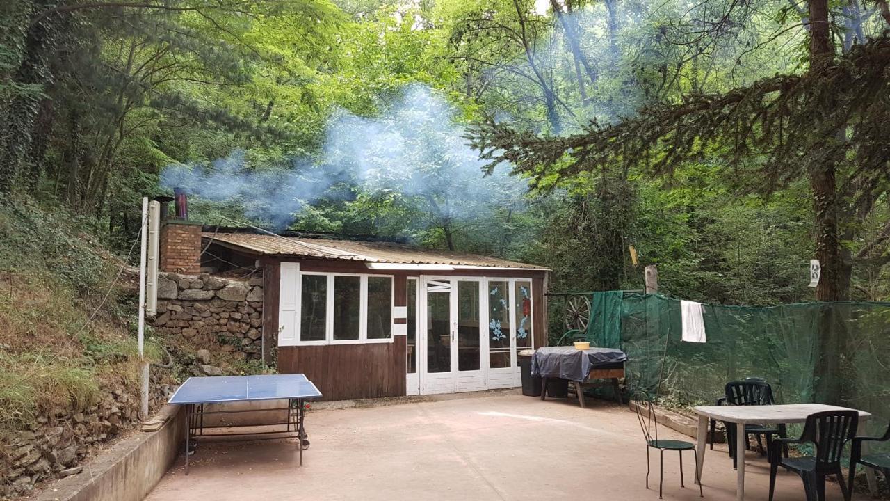 Camping Le P'Tit Bonheur Escaro Luaran gambar